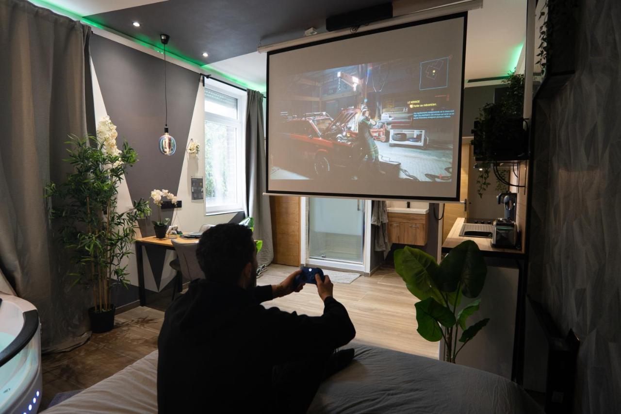 Capsule Color Deluxe Balneo I Ecran Home Cinema I Console De Jeux Trith-Saint-Leger Εξωτερικό φωτογραφία