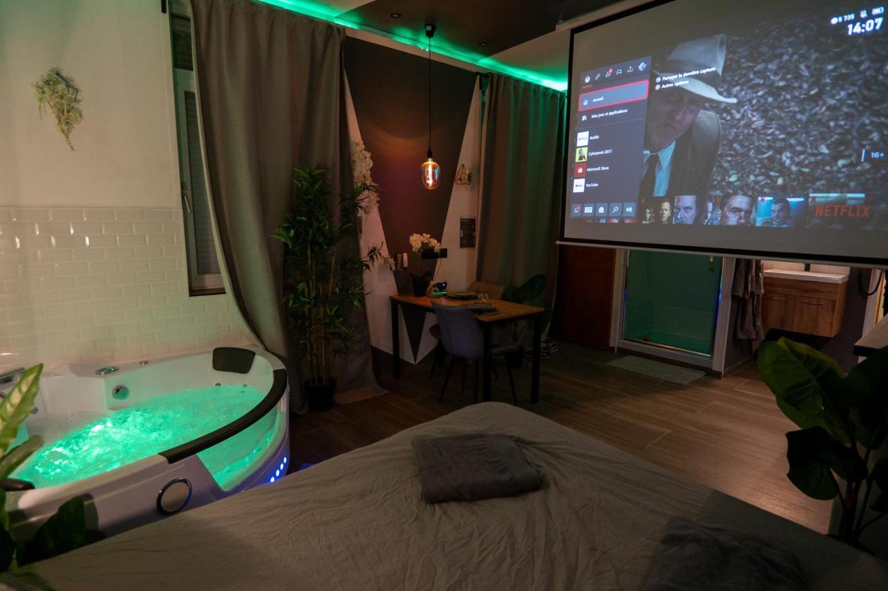 Capsule Color Deluxe Balneo I Ecran Home Cinema I Console De Jeux Trith-Saint-Leger Εξωτερικό φωτογραφία